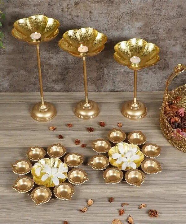 LOTUS Stand With flower Dia urli Combo Decor