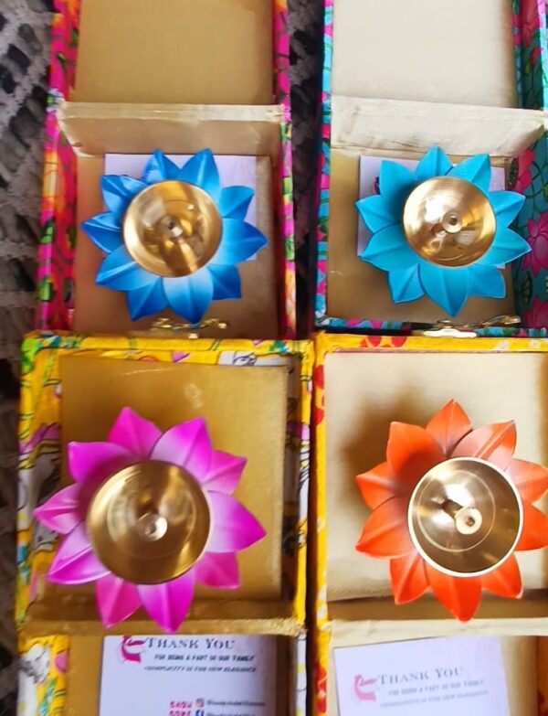 Brass colored Diya with Box (set of 10)