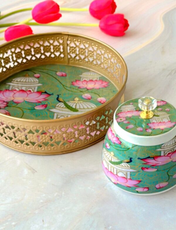 Metal tray 8 inch with jar ( set of 25)