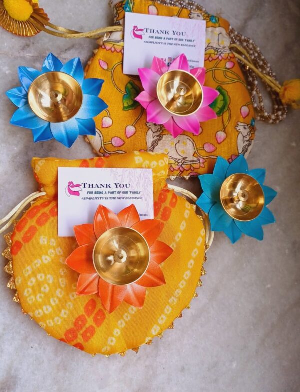 Brass colored Diya with Potli (set of 20)